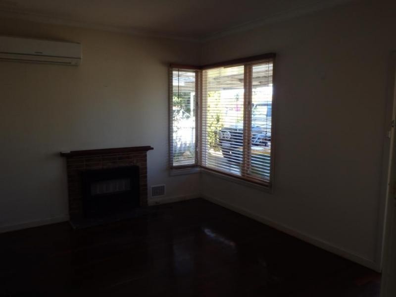4 Batten Street, Coolbellup WA 6163