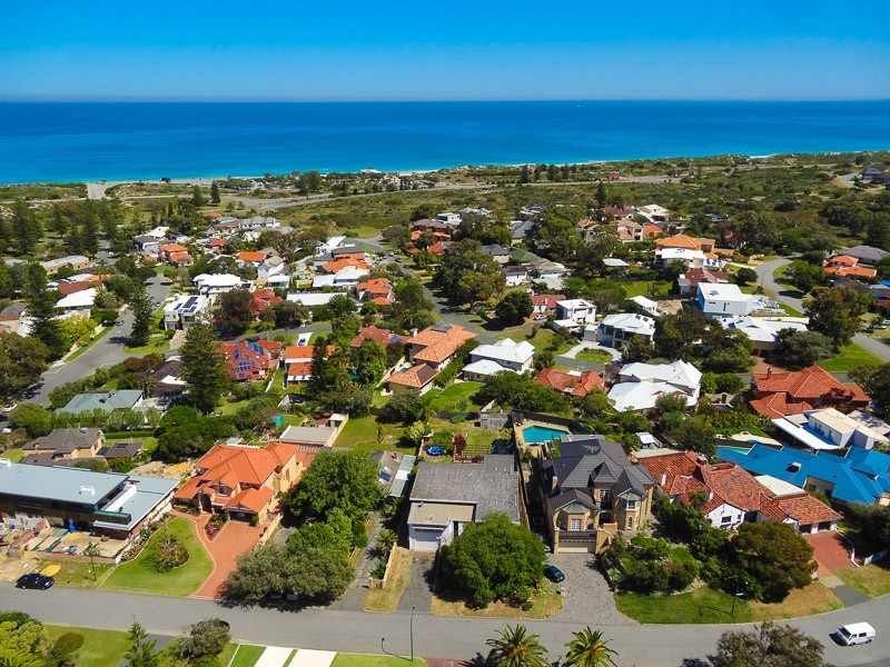 26 Hovea Crescent, City Beach WA 6015