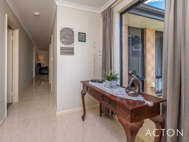 35 Raspins Loop, Burns Beach WA 6028