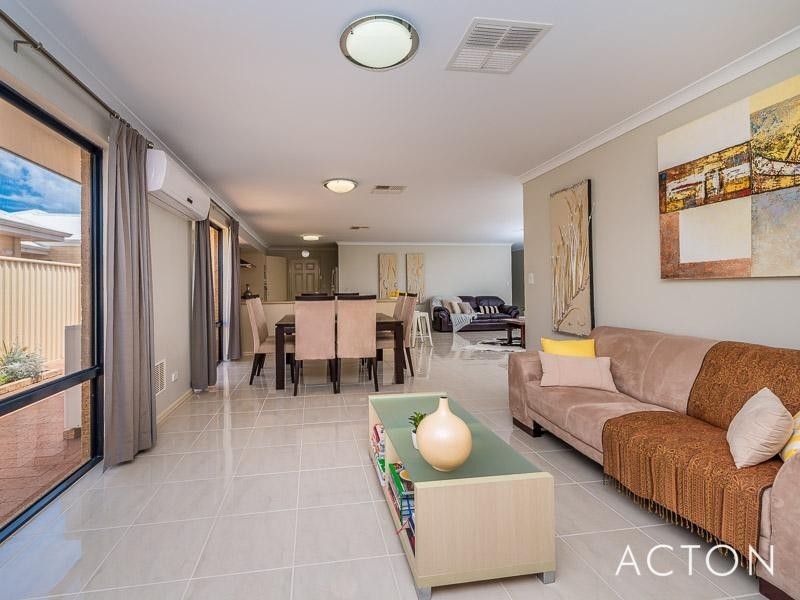 35 Raspins Loop, Burns Beach WA 6028