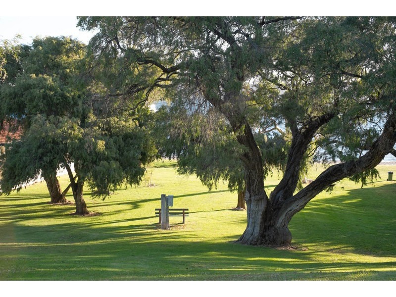 5 Hammond Road, Claremont WA 6010