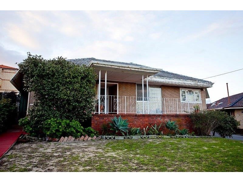 289 Cape Street, Yokine WA 6060