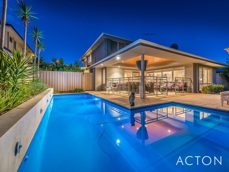 435 Burns Beach Road, Iluka WA 6028