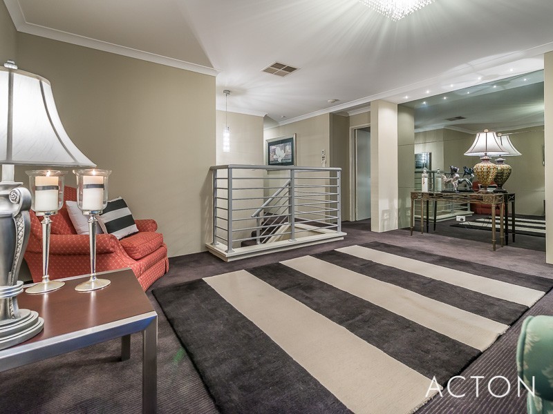 435 Burns Beach Road, Iluka WA 6028