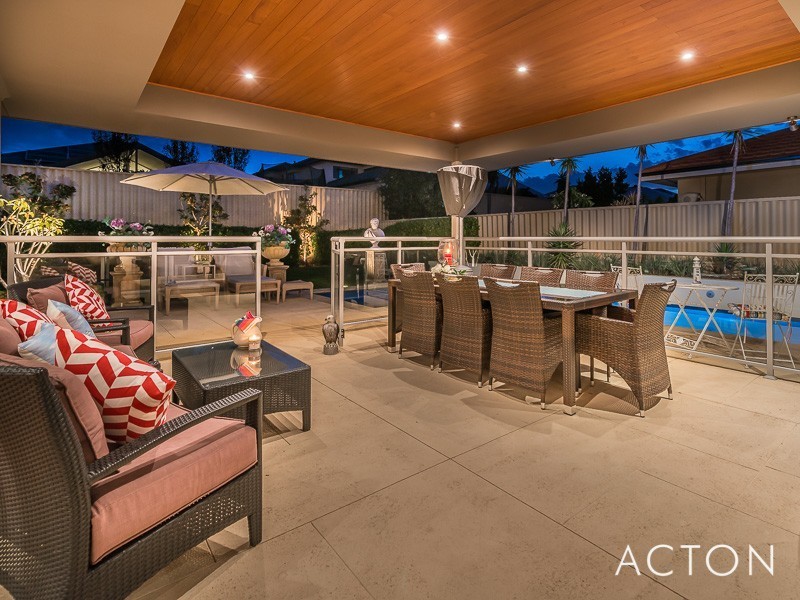 435 Burns Beach Road, Iluka WA 6028