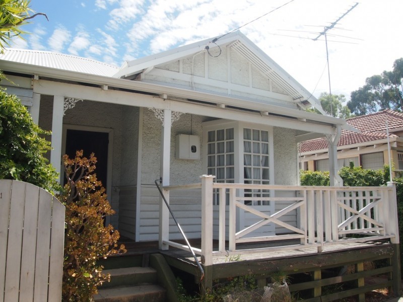 81 Clifton Street, Nedlands WA 6009