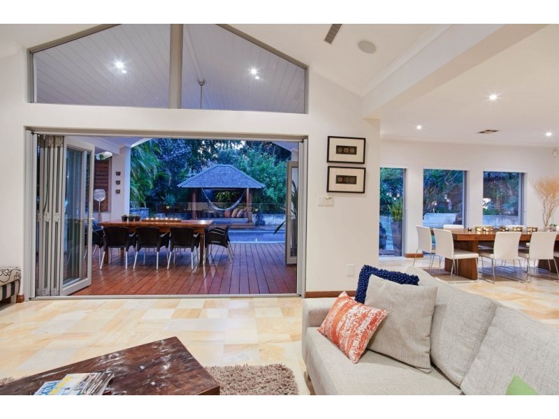 26 Winmarley Street, Floreat WA 6014