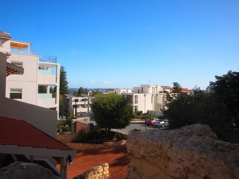 5/8 Parker Street, South Perth WA 6151