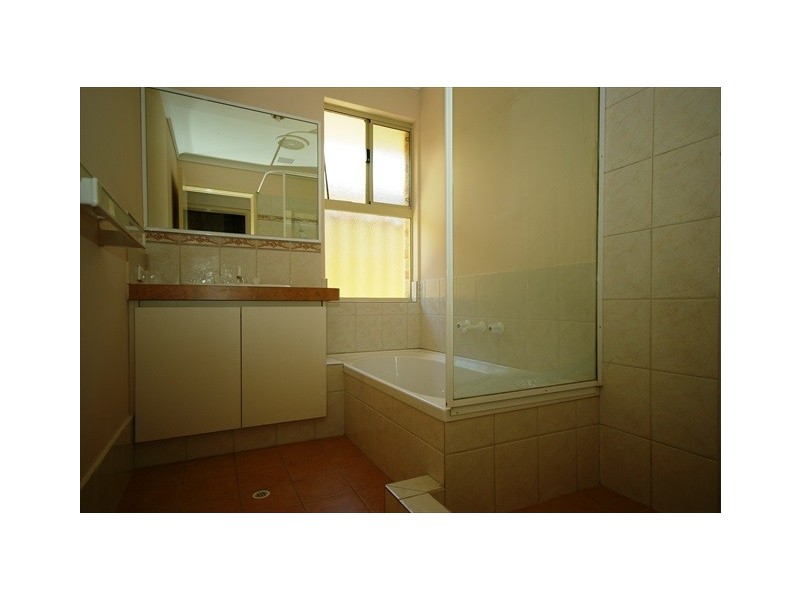 23 Courtland Crescent, Redcliffe WA 6104