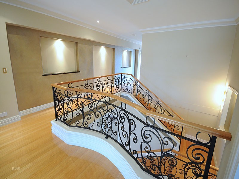 26 Crossman Pass, Salter Point WA 6152