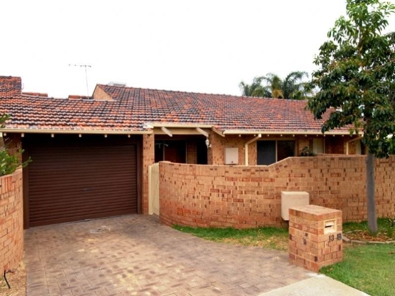 13B Lawrence Street, Como WA 6152