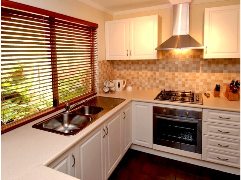 13B Lawrence Street, Como WA 6152