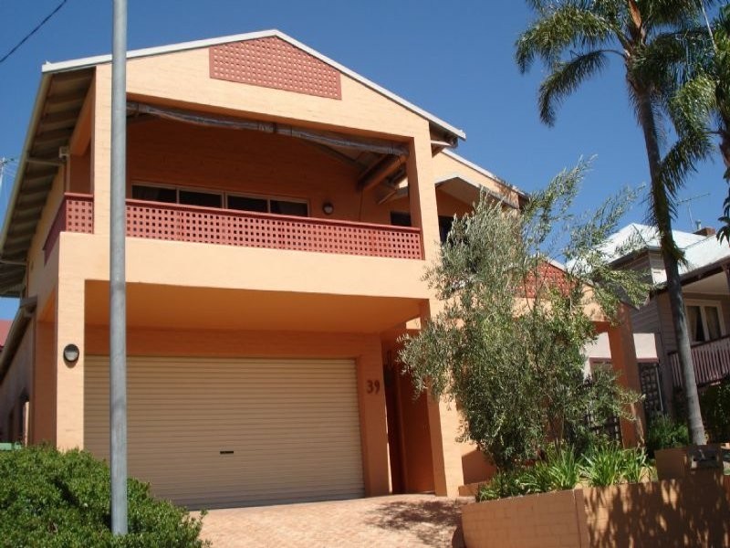 39 Third Avenue, Kensington WA 6151