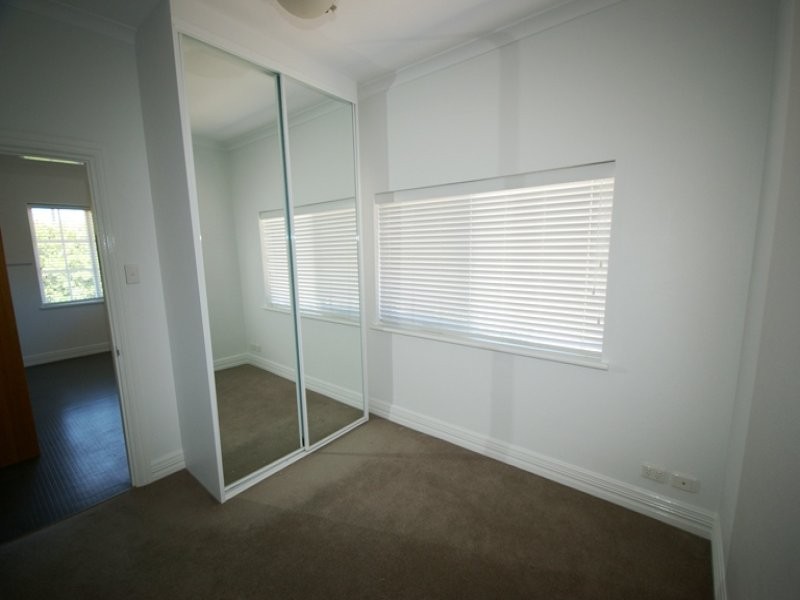 8/331 Canning Highway, Como WA 6152