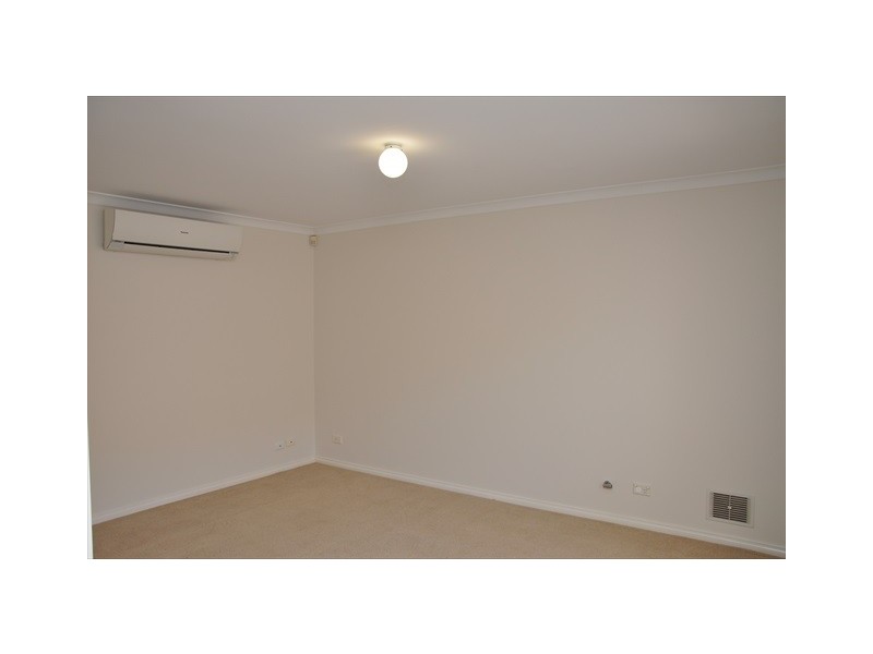 8/20 Harvey Road, Burswood WA 6100