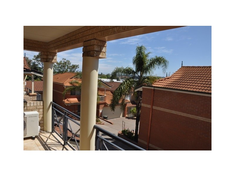 8/20 Harvey Road, Burswood WA 6100