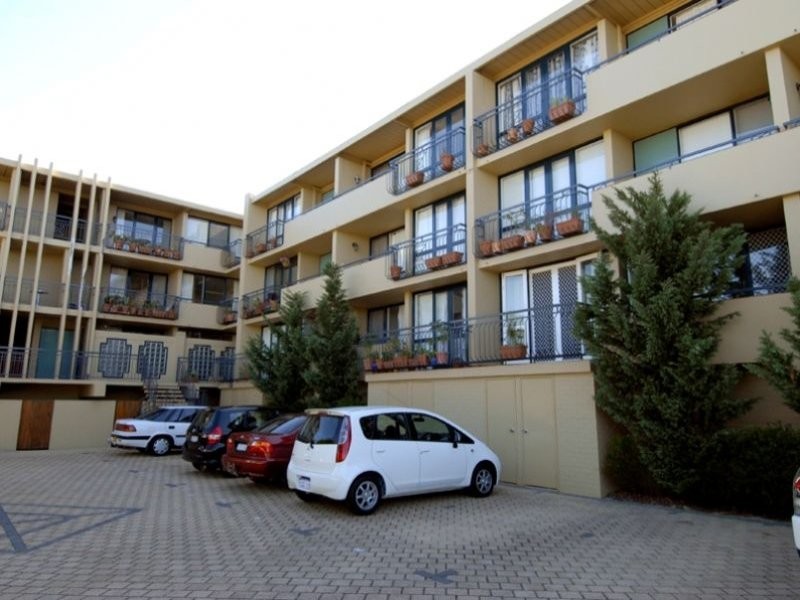 9/16 Hensman Street, South Perth WA 6151