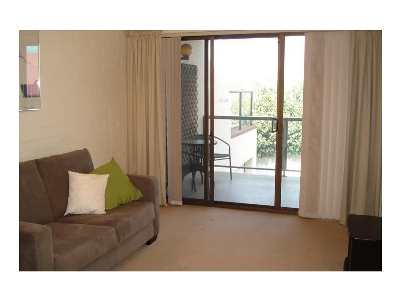 2/22 Angelo Street, South Perth WA 6151