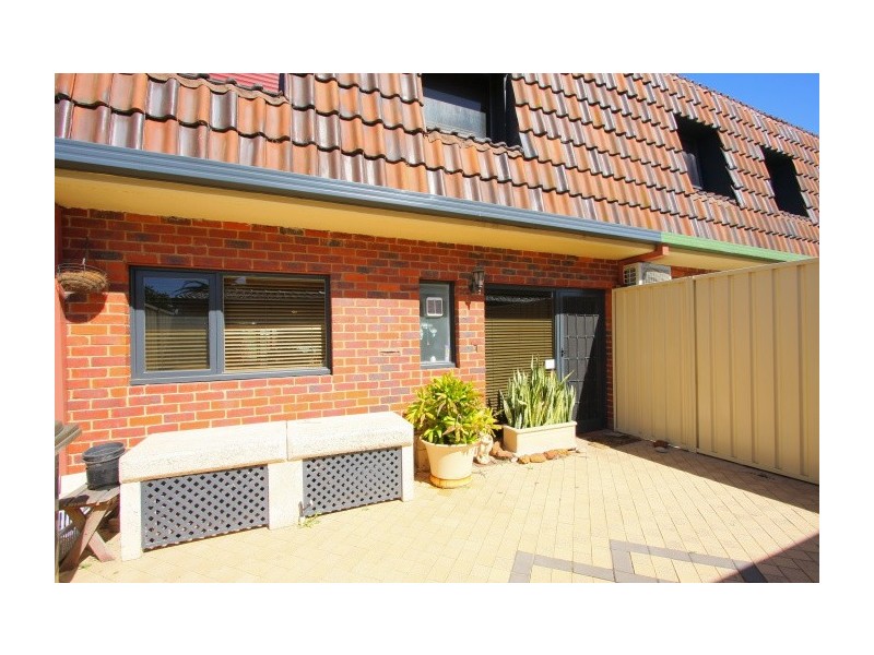 4/16 Coode Street, South Perth WA 6151