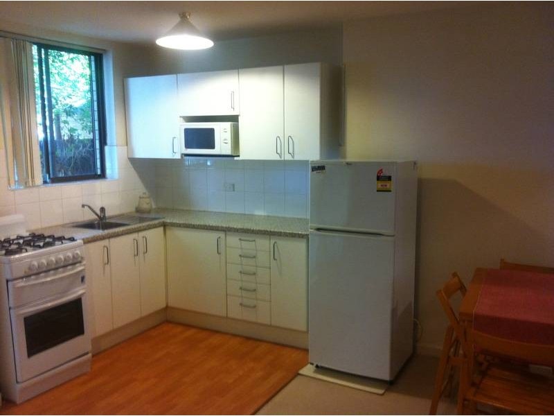 1/392 Canning Highway, Como WA 6152