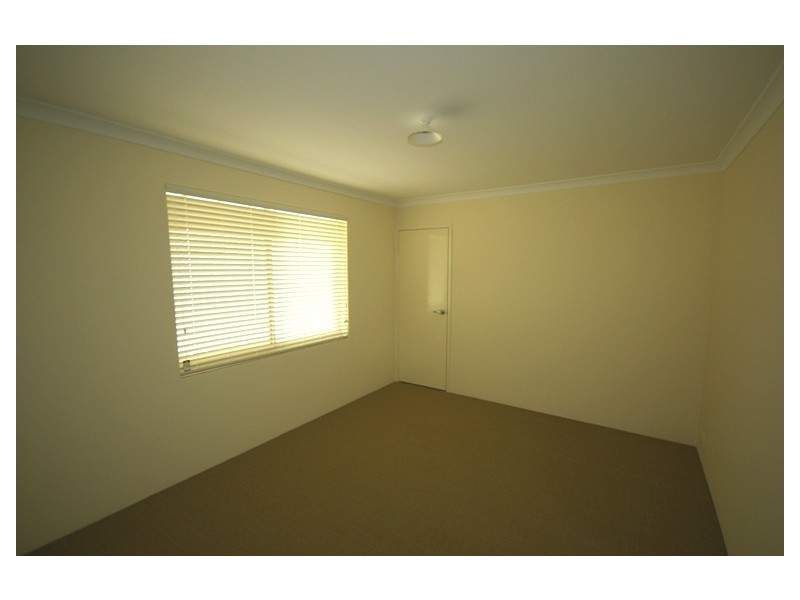 18 Knutsford Avenue, Rivervale WA 6103