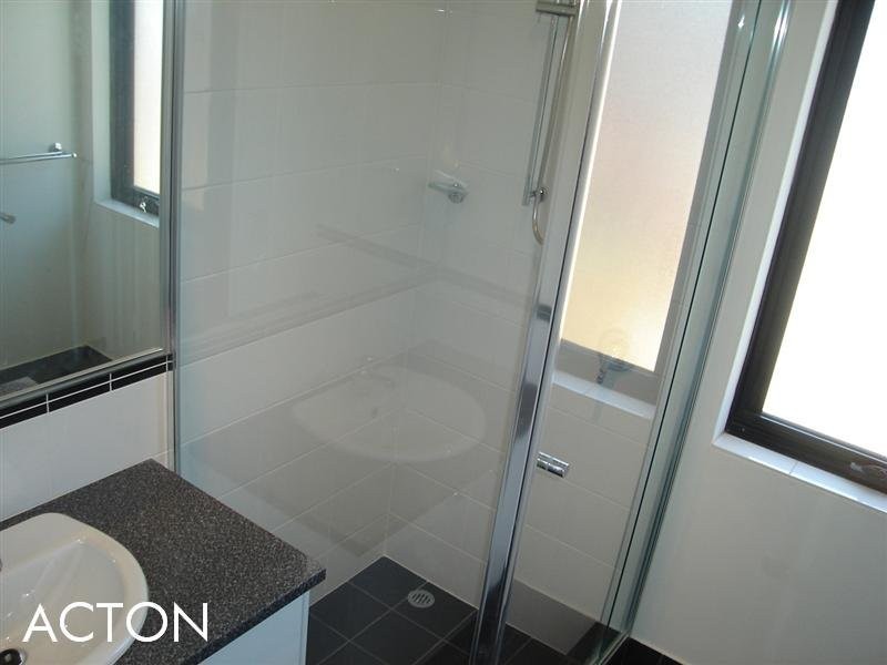 B/5 Park Street, Como WA 6152