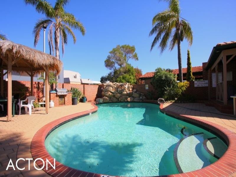 25/2 Preston Street, Como WA 6152