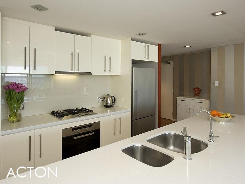 N404/67 Canning Beach Road, Applecross WA 6153