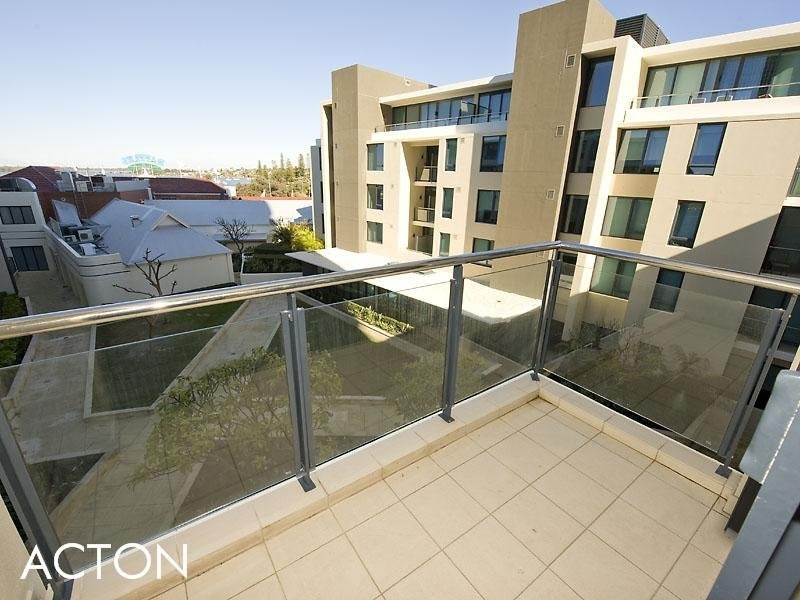 N404/67 Canning Beach Road, Applecross WA 6153