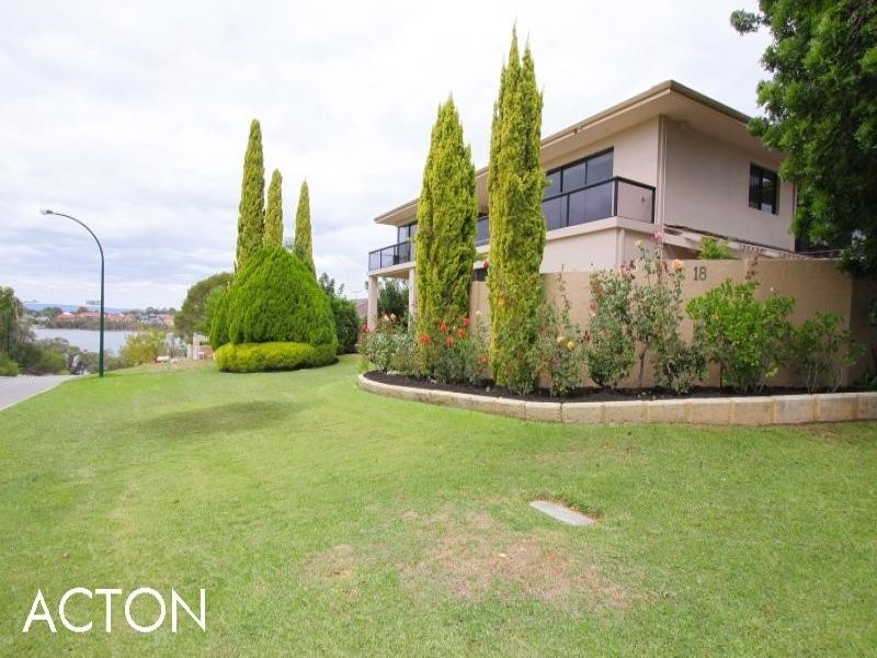 18 Rookwood Street, Mount Pleasant WA 6153