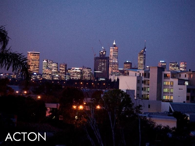 18 Rookwood Street, Mount Pleasant WA 6153