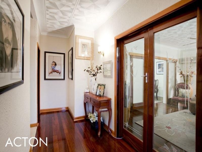 65 Esperance Street, East Victoria Park WA 6101