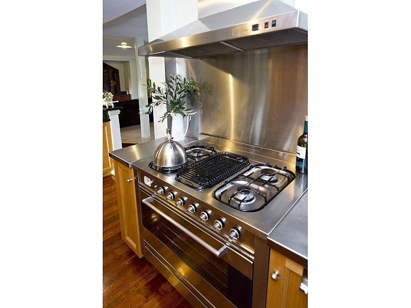 32 Ridge Street, South Perth WA 6151