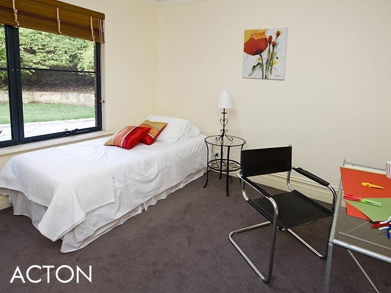 32 Ridge Street, South Perth WA 6151