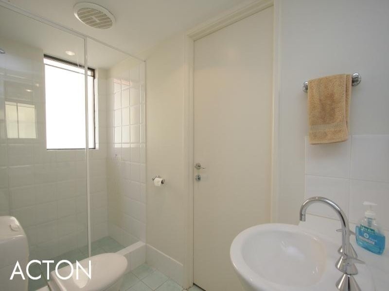 218 Coode Street, Como WA 6152