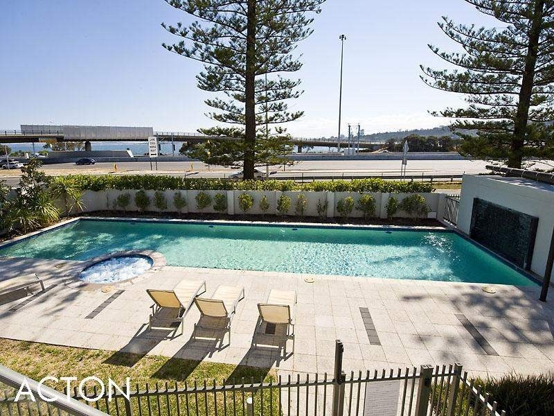 7/15 Stone Street, South Perth WA 6151