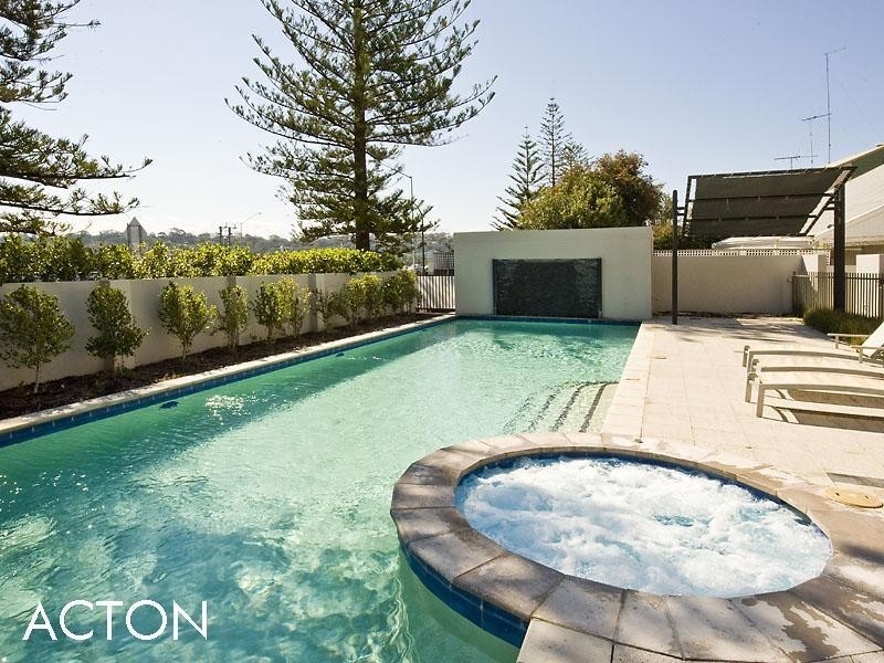 7/15 Stone Street, South Perth WA 6151