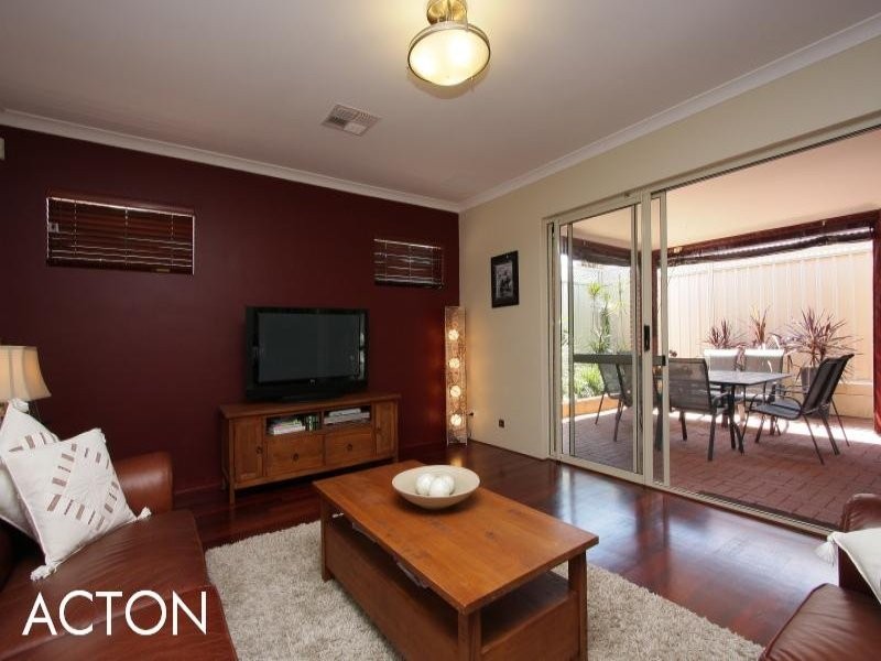42A Lichfield Street, Victoria Park WA 6100