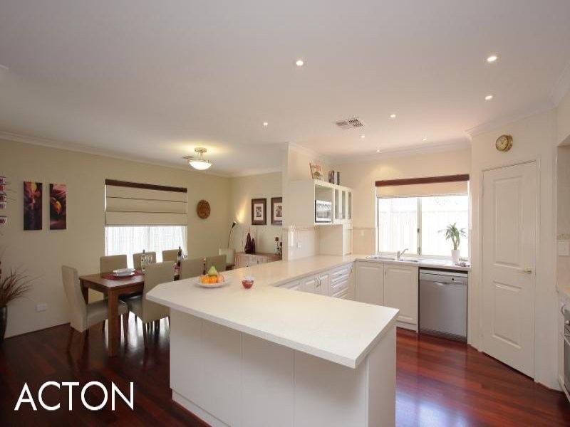 42A Lichfield Street, Victoria Park WA 6100
