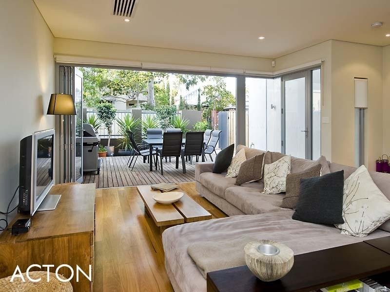 9 Clive Road, Cottesloe WA 6011