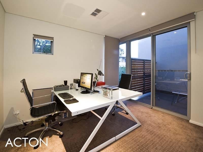9 Clive Road, Cottesloe WA 6011