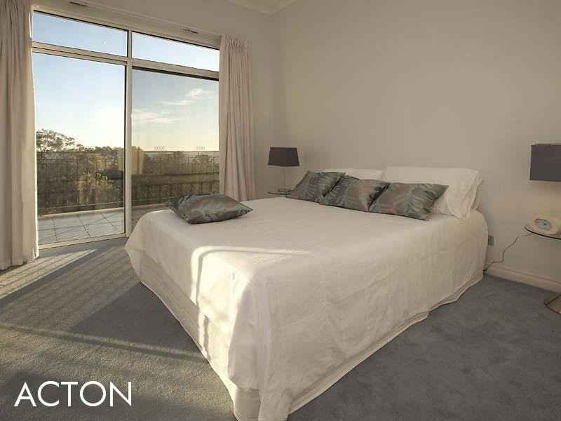 7/146A Mill Point Road, South Perth WA 6151