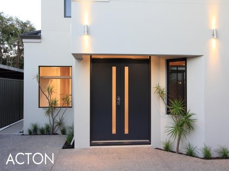 2/32 Thelma Street, Como WA 6152