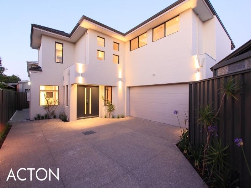 2/32 Thelma Street, Como WA 6152