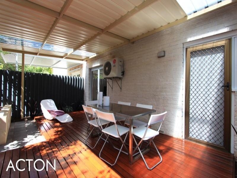 4/64 Comer Street, Como WA 6152