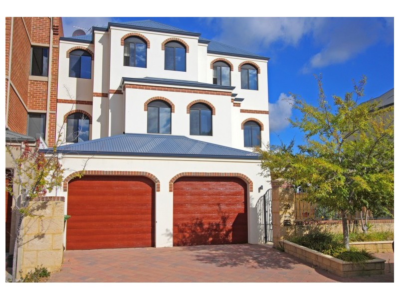 28 Riverina Drive, Ascot WA 6104