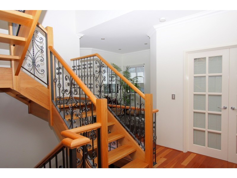 28 Riverina Drive, Ascot WA 6104