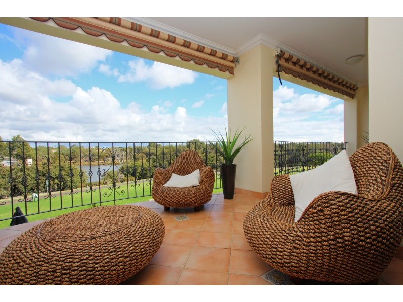 28 Riverina Drive, Ascot WA 6104