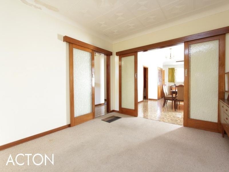 68 Esperance Street, East Victoria Park WA 6101