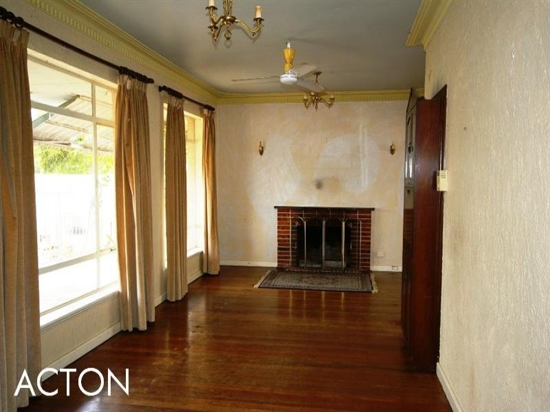 123A Lockhart Street, Como WA 6152